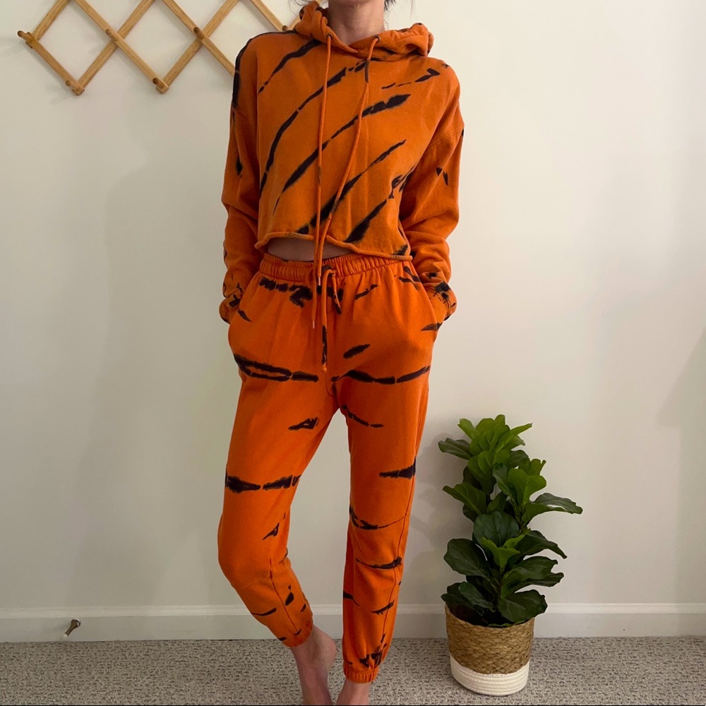 Tiger Print Jogger Set